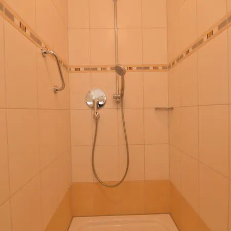 Erlkoenig Gaesteappartements شقة فندقية