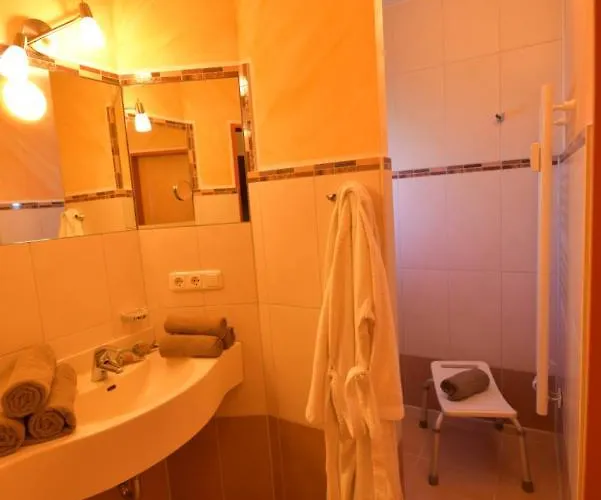 Erlkoenig Gaesteappartements 아파트호텔 바트푸징